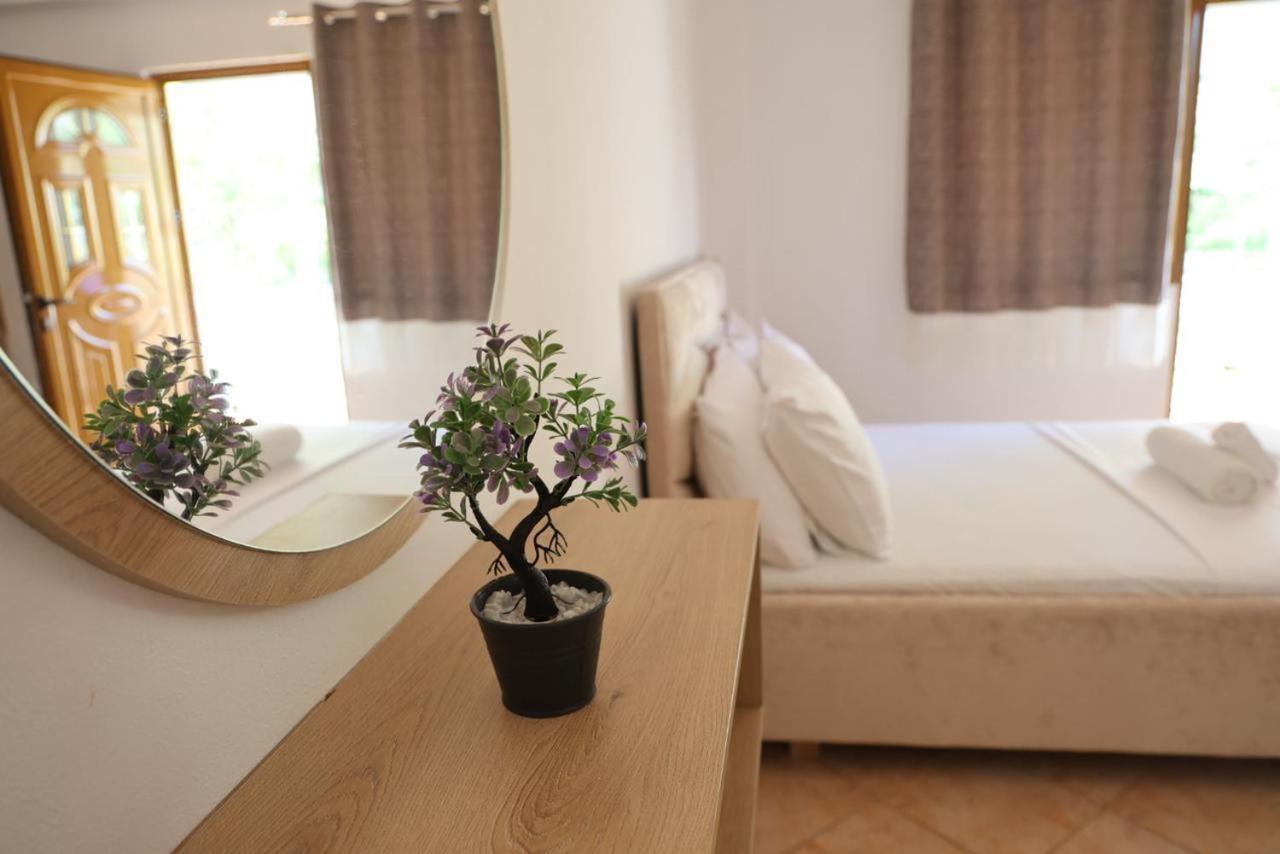 Apartments Villa Luti Stjar 외부 사진